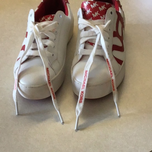 Michael Kors Poppy Logo Shoes size 6.5 - Picture 7 of 7